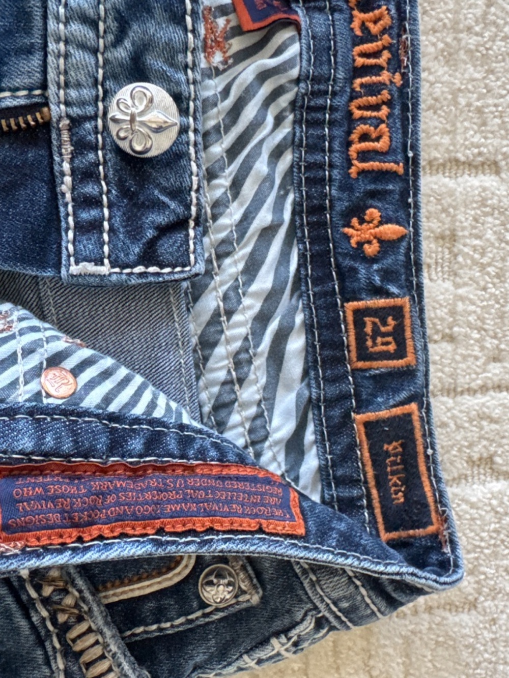 Rock Revival Pilkin Shorts - Picture 3 of 9